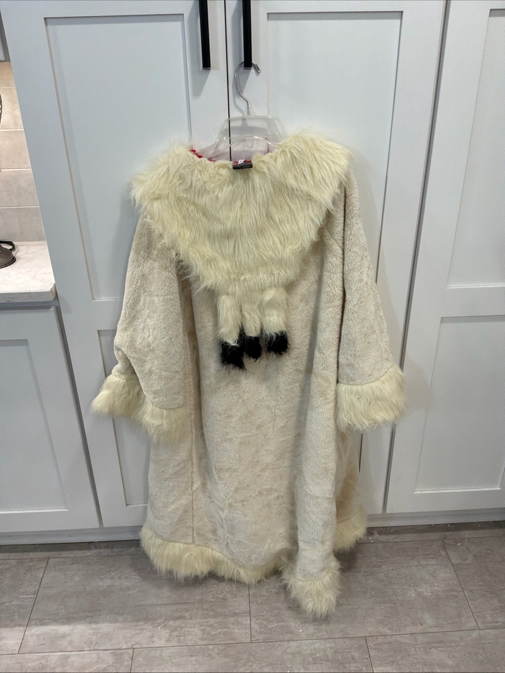 Disney Cruella De Vil Fur Coat Size M/L Black White 101 Dalmatians